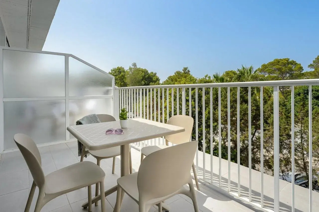 Hotel Vibra Cala Tarida - Général
