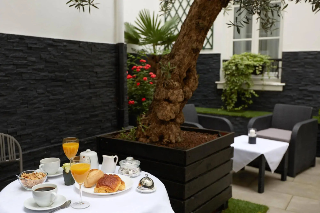 Hotel photo 10
