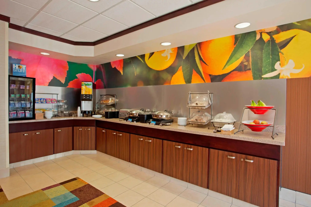 Fairfield Inn & Suites by Marriott Detroit Metro Airport Romulus - Général