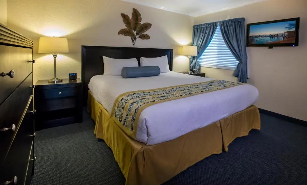 Sailport Waterfront Suites - Chambres