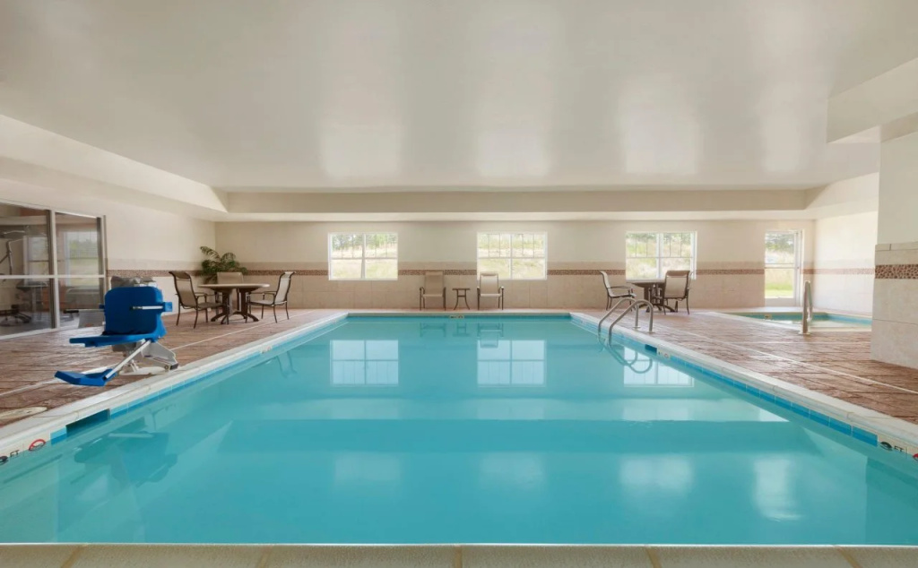Country Inn & Suites by Radisson, Ashland - Hanover, VA - 3