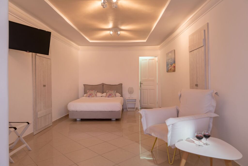 Keti Hotel by null