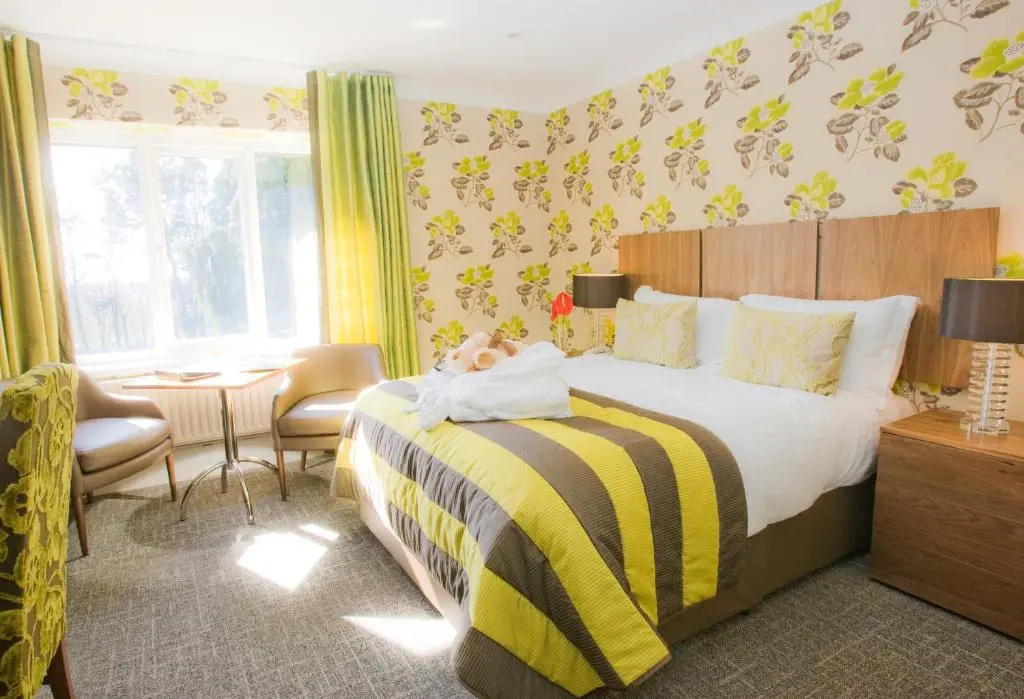 The Coed-Y-Mwstwr Hotel - Chambres