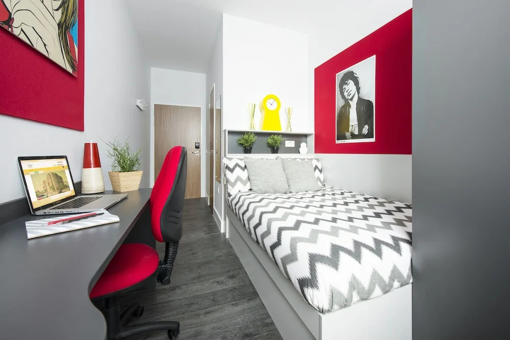 Yugo Explore - Arran House - Chambres