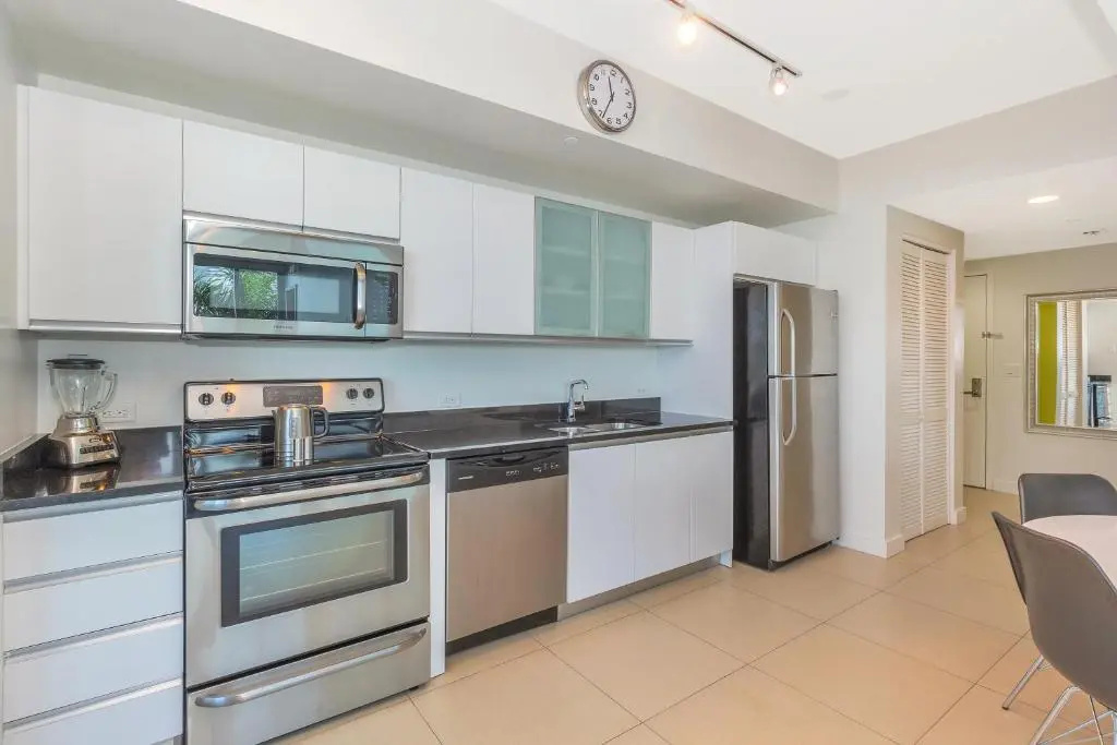 Dharma Home Suites Miami at Monte Carlo - Chambres