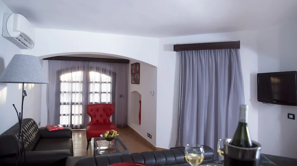 Люкс Superior с 2 комнатами в SANAFIR HOTEL - El Pacha Suites