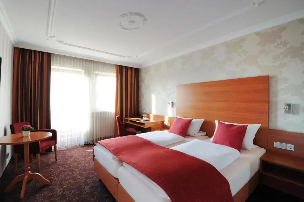 Hotel Vierjahreszeiten - Chambres