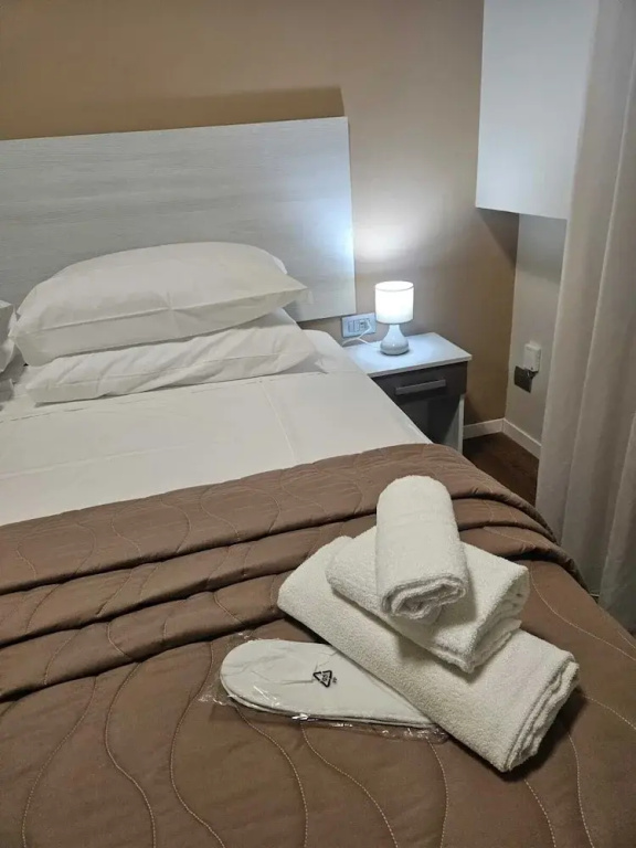 Deluxe Double room with balcony and with city view (full double bed)