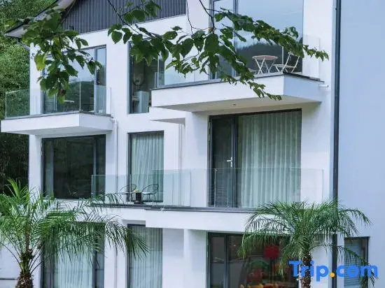 Yunshang Grassland Anji Weixuan Homestay