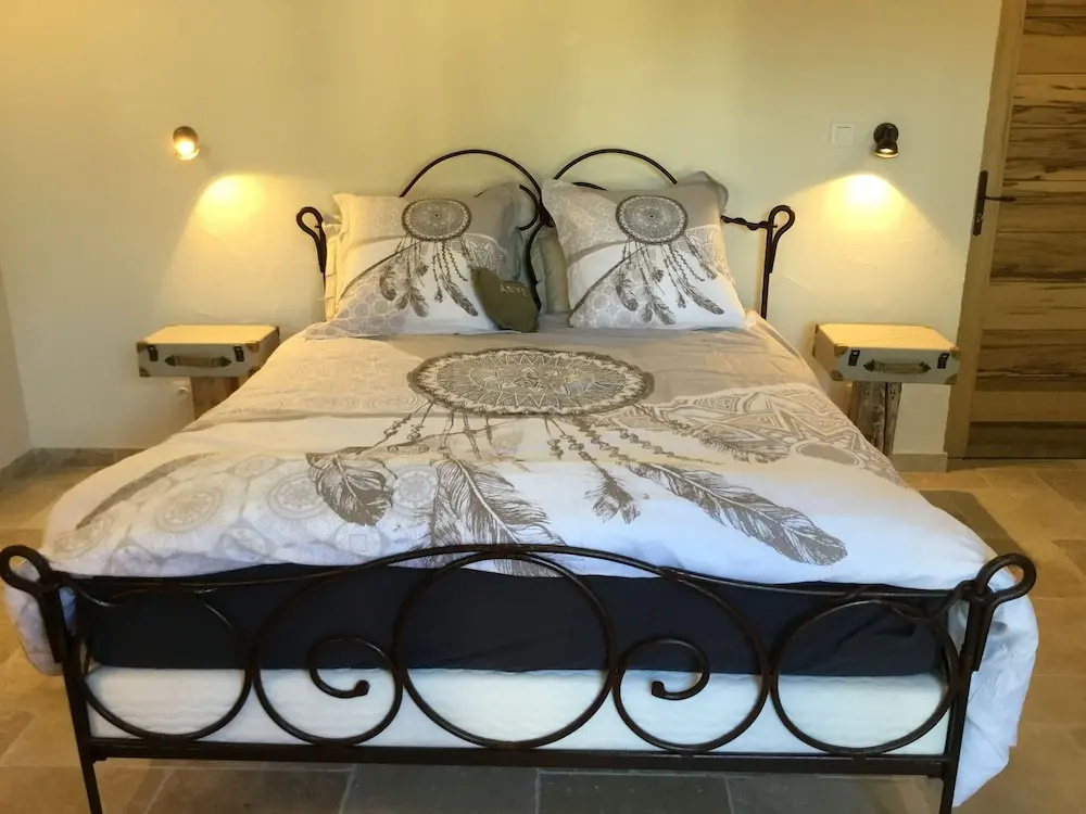Voir la photo 2 — Le Mas de Nonin - Chambres d'hotes