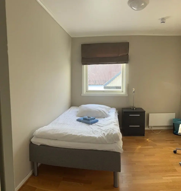 Economy room