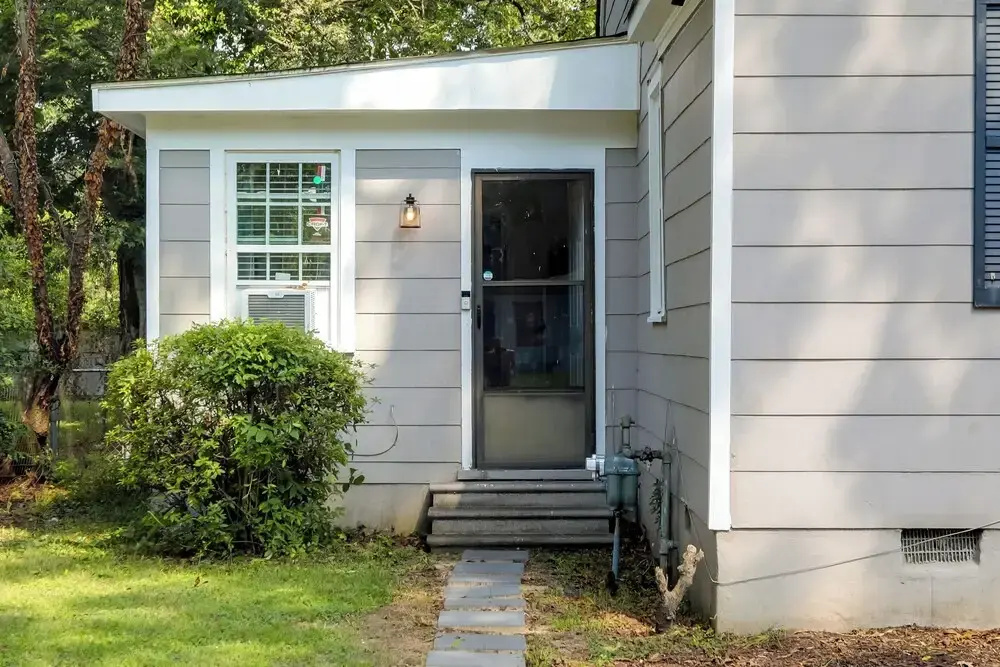 < 1 Mi to Dtwn: Updated Studio in North Greenwood!