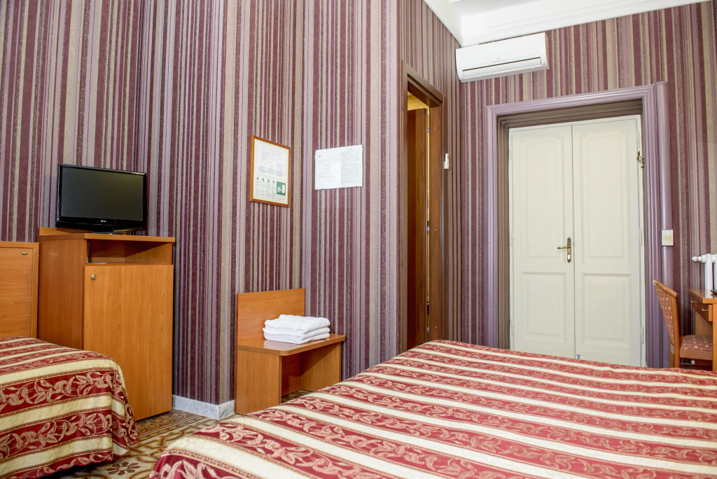 Hotel Emmaus 49
