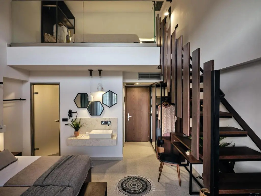 Deluxe Family room