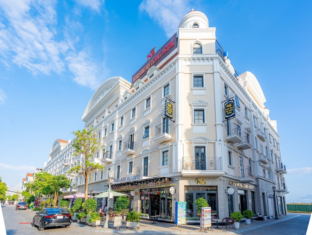 Sunland Halong Hotel and Restaurant in Ha Long