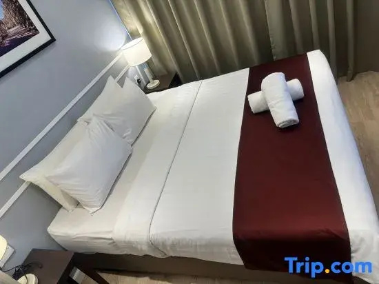 2 Bedrooms Suite