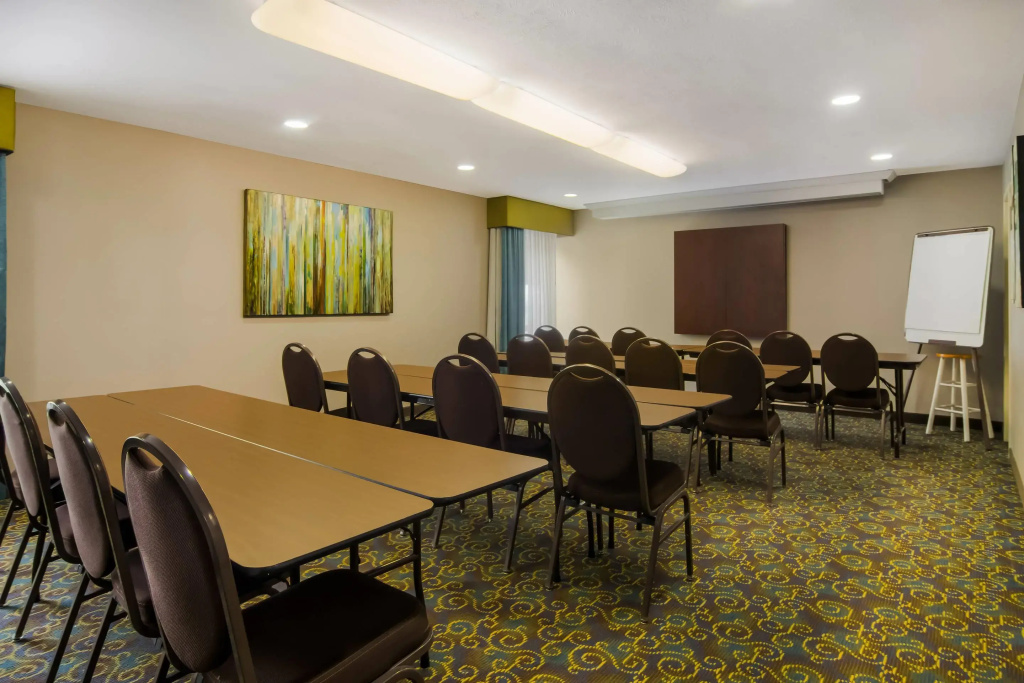 Comfort Inn Cadillac - Général