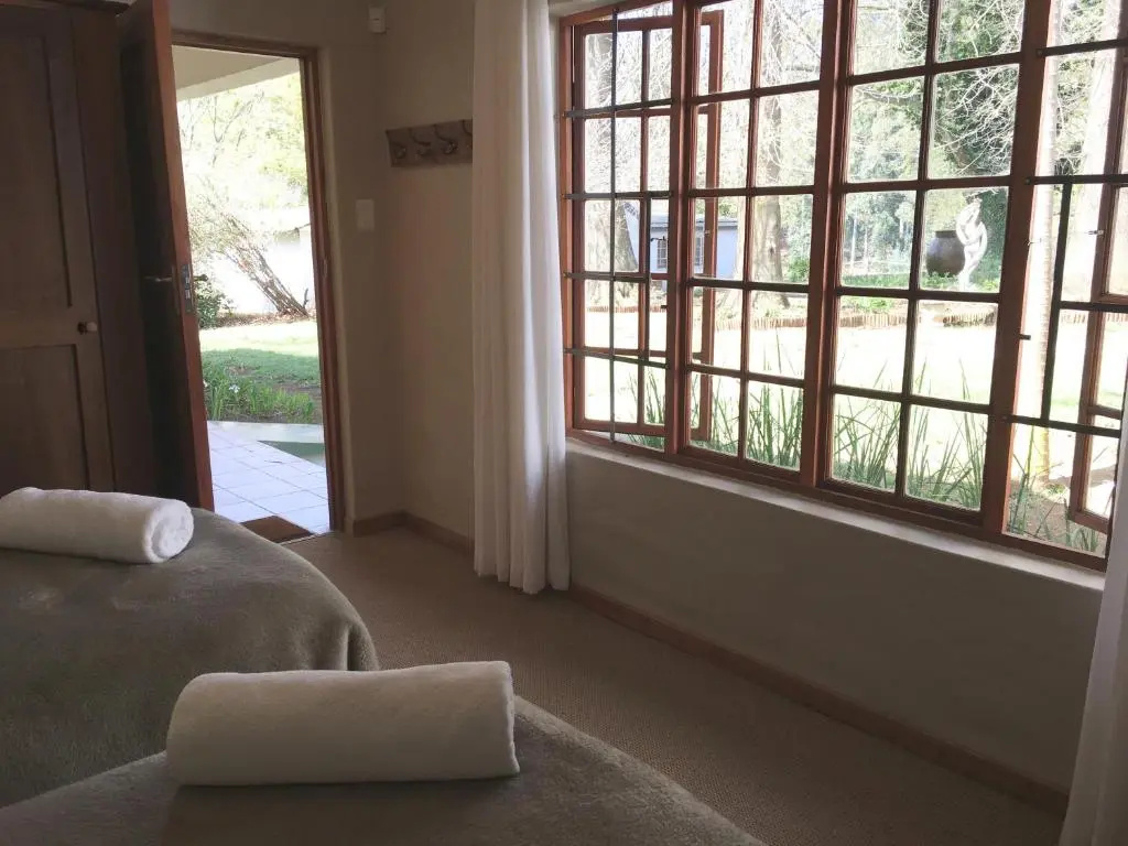 Economy Double Suite (twin beds)