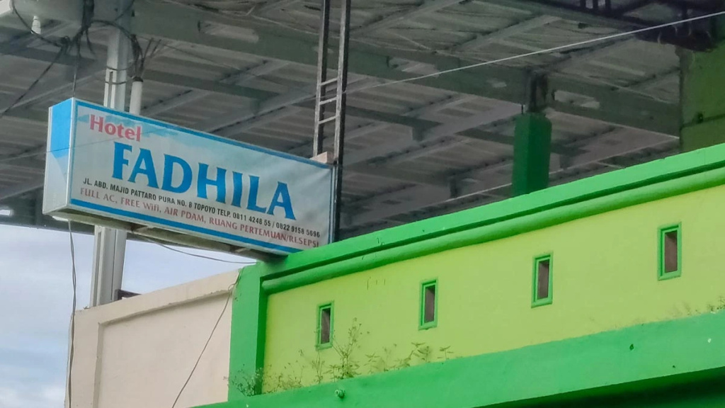 Hotel Fadhila Topoyo