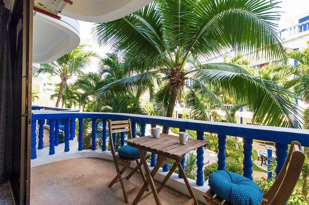 The Club Residence