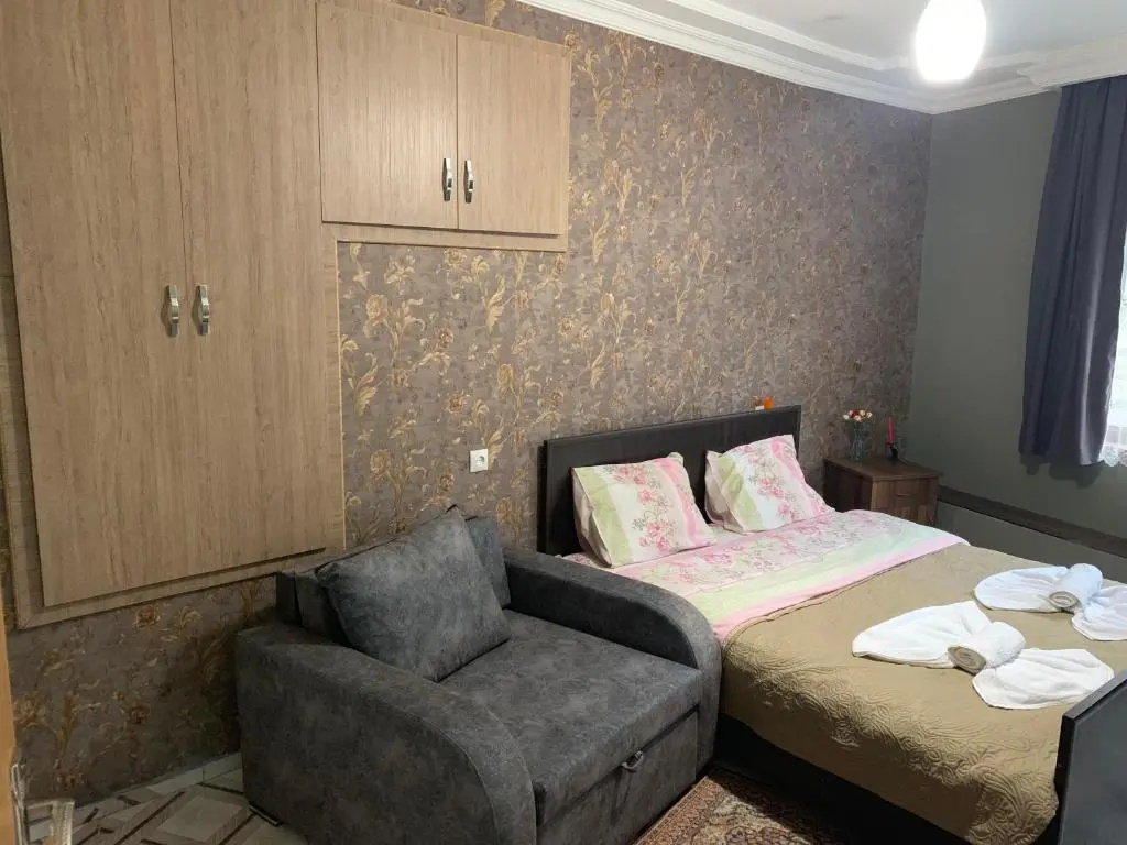 Economy room