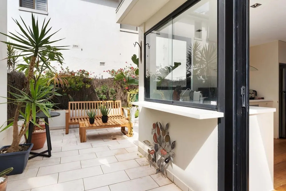 Relaxed Beachside Townhouse