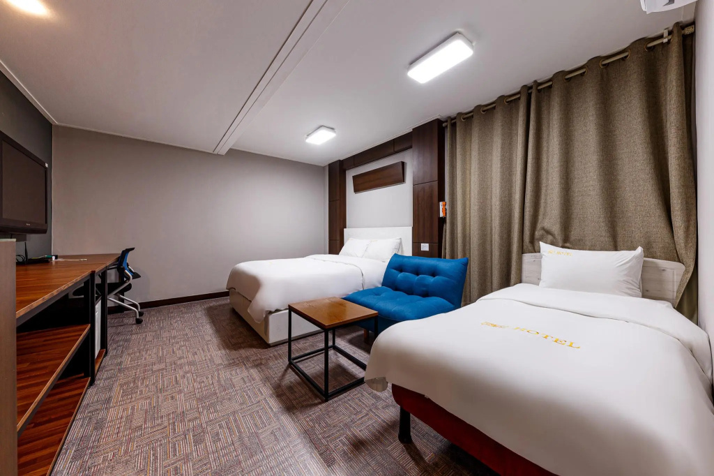 Superior Double room (twin beds)