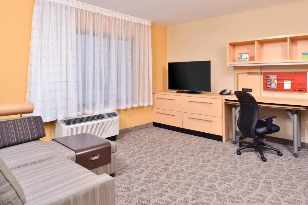 TownePlace Suites Detroit Commerce - Chambres