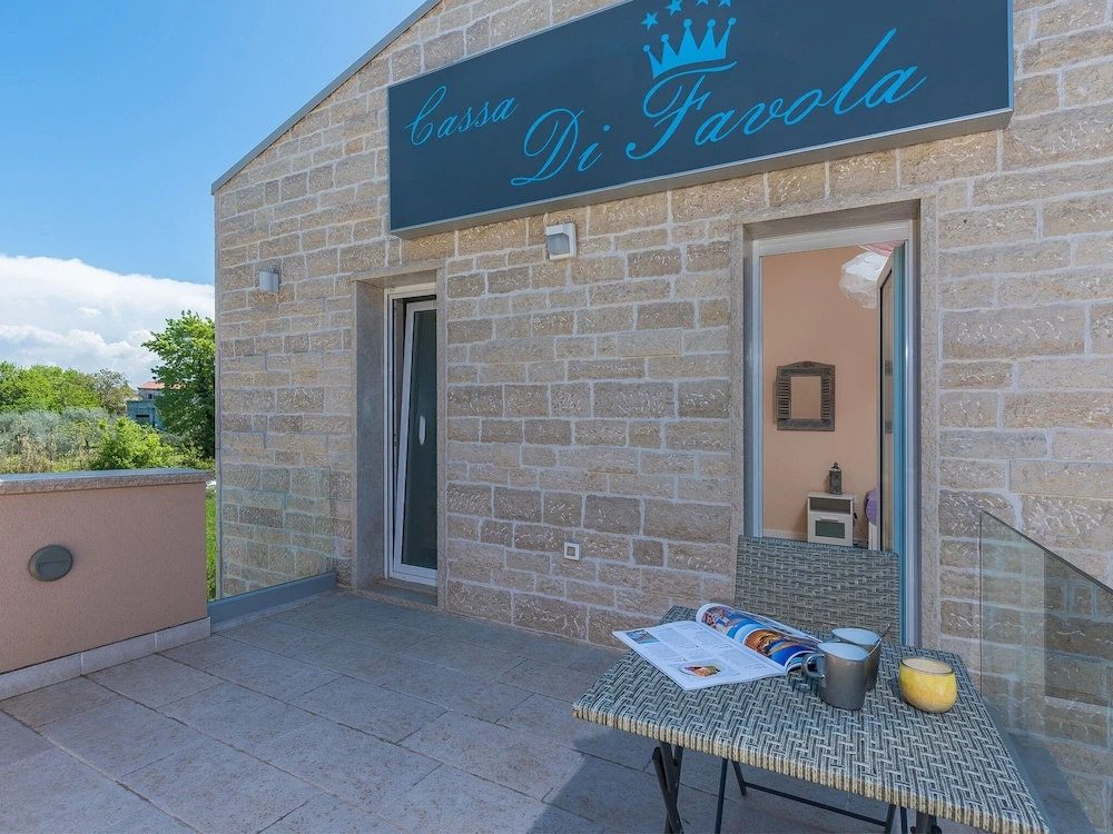 Modern Holiday House Favola In Funtana For 7 Persons Near The Beach