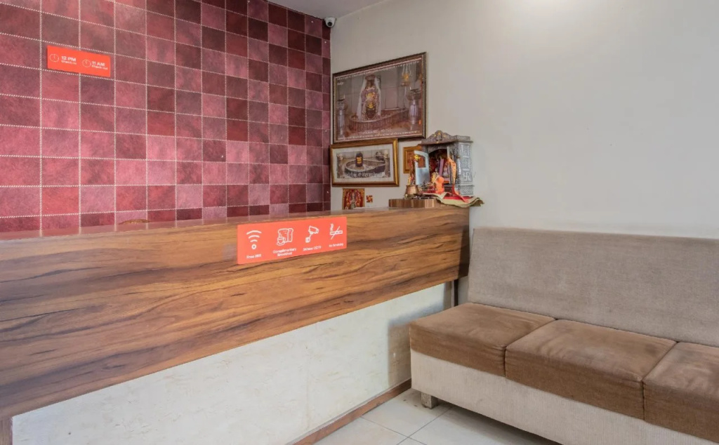 Oyo 24144 Tathastu Hotel
