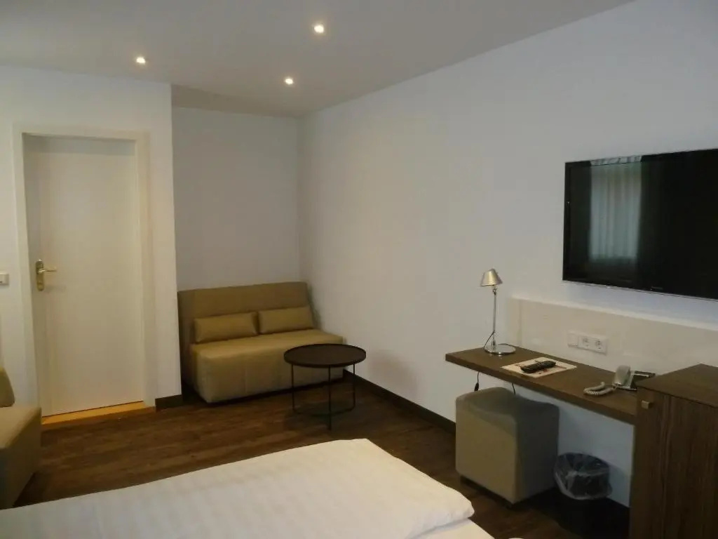 Gasthaus Hotel Backmulde - Chambres