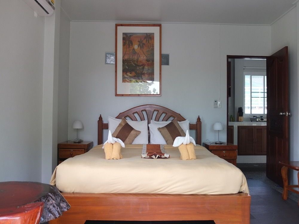 KVC Double Bedroom Apartment A in Khlong Muang