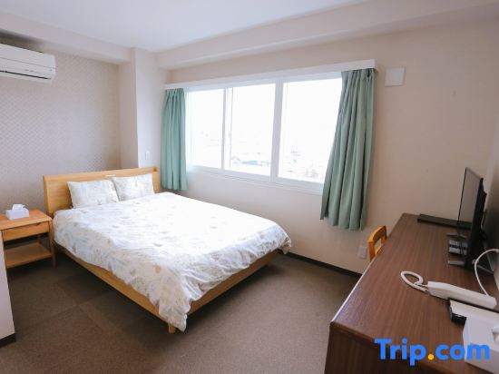 Economy Double room (full double bed)