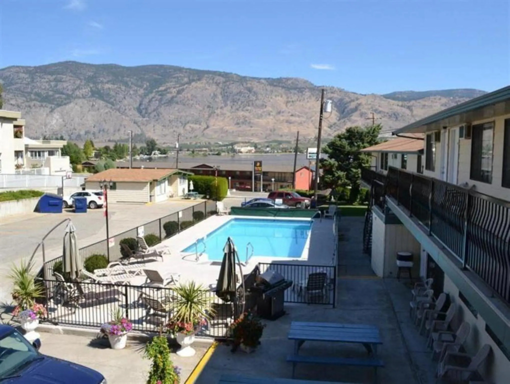 Osoyoos Lakeview Inn & Suites