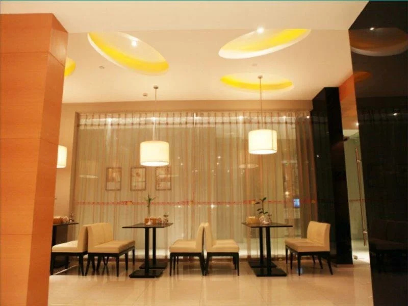 Gloria Hotel (Rugao Zhongshan Road)