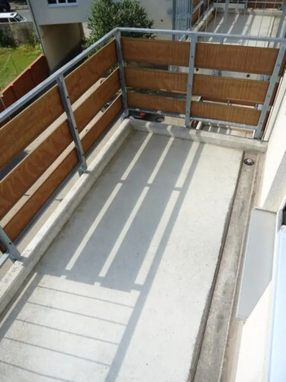 Balcony & Terrace