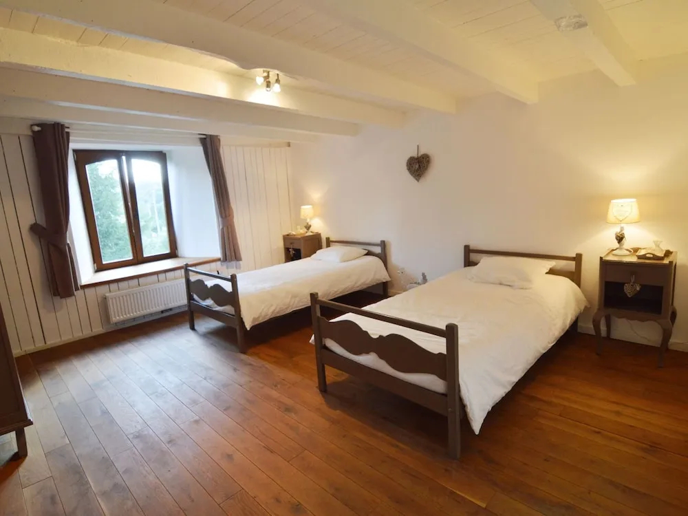 Peaceful Holiday Home With Garden in Fauvillers Belgium - фото 6