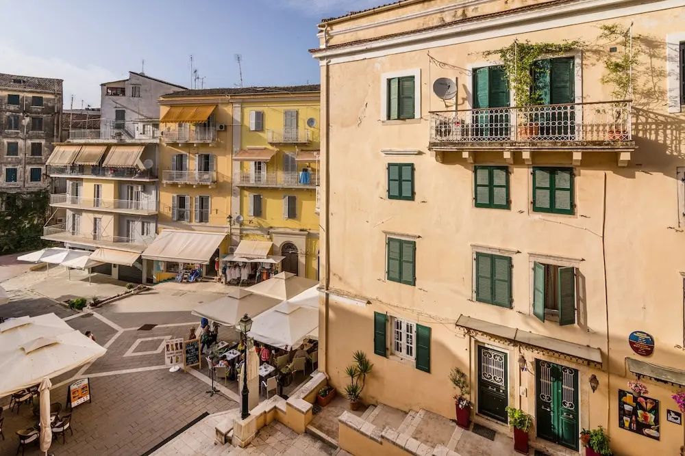 Mitropolis Old Town Apartment