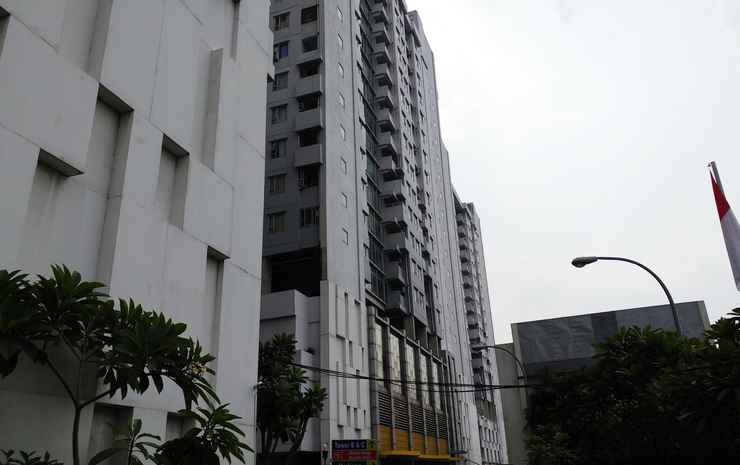 Roomy Studio Menteng Square Apartment By Travelio