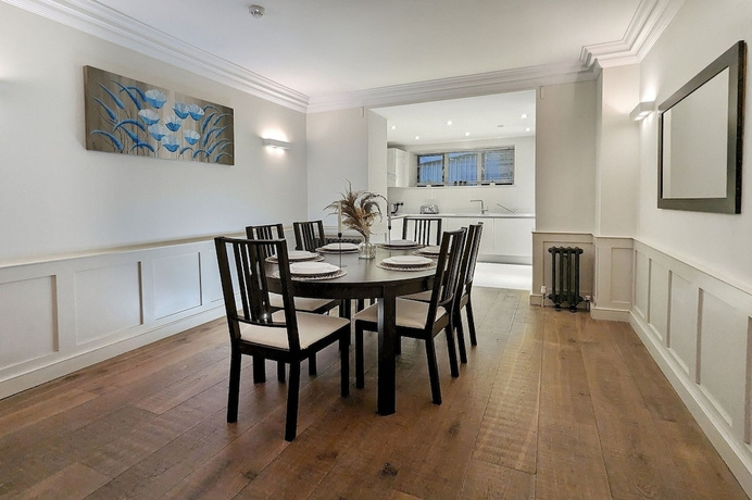 Suite 4 Diamond