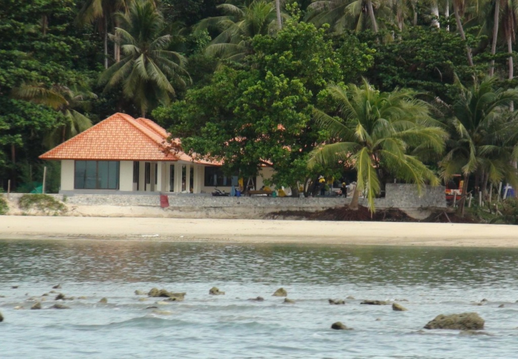 Beach & Waterfront