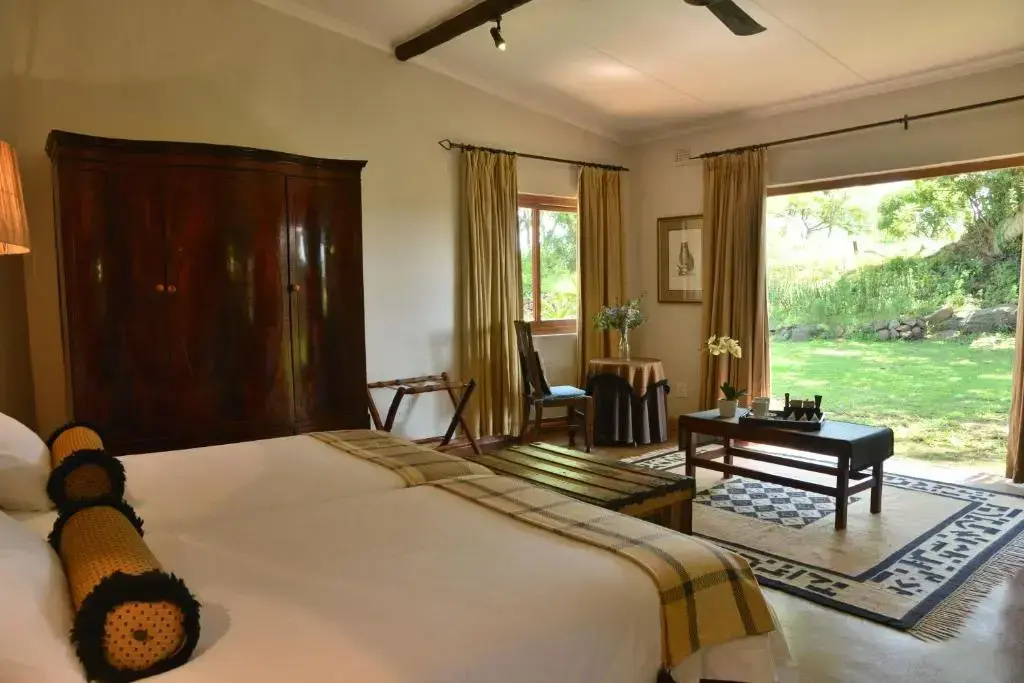 5 Bedrooms Cottage