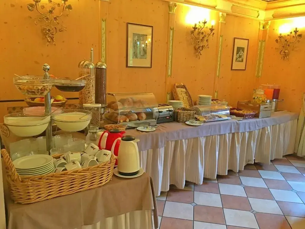 Hotel photo 25