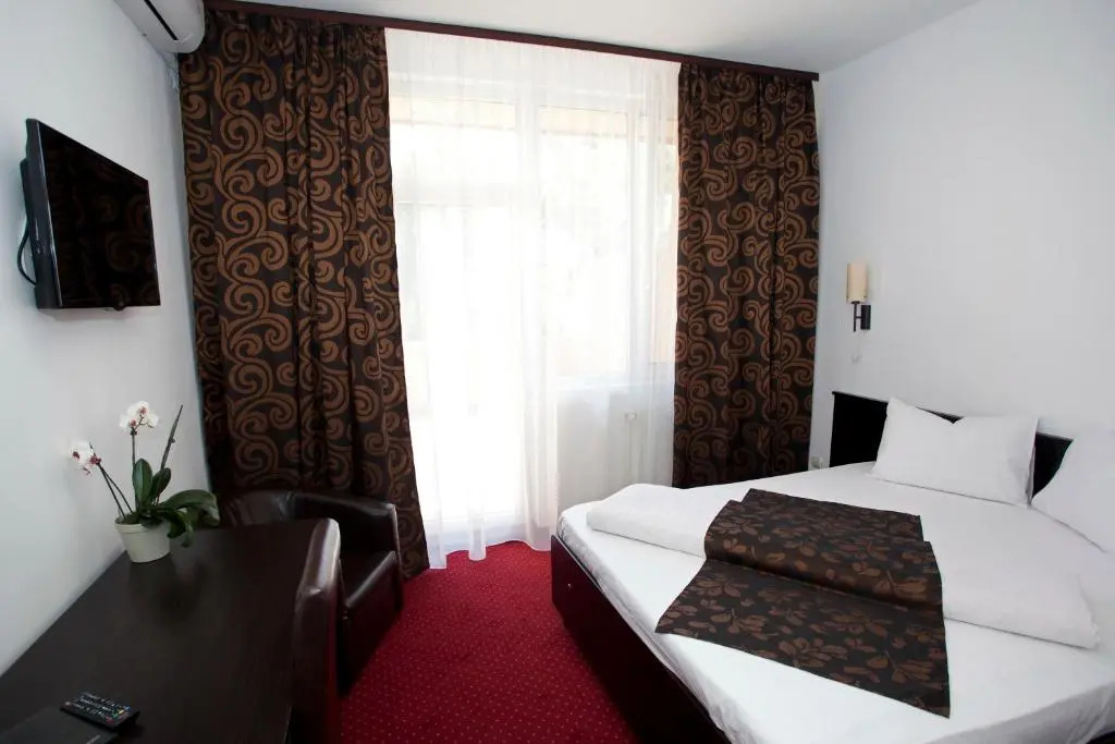 Comfort room