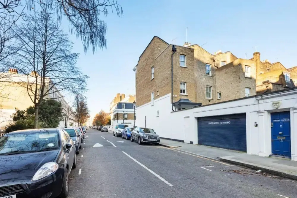 The Heart of Chelsea - Modern Bright 4bdr Home With Gym Parking Patio