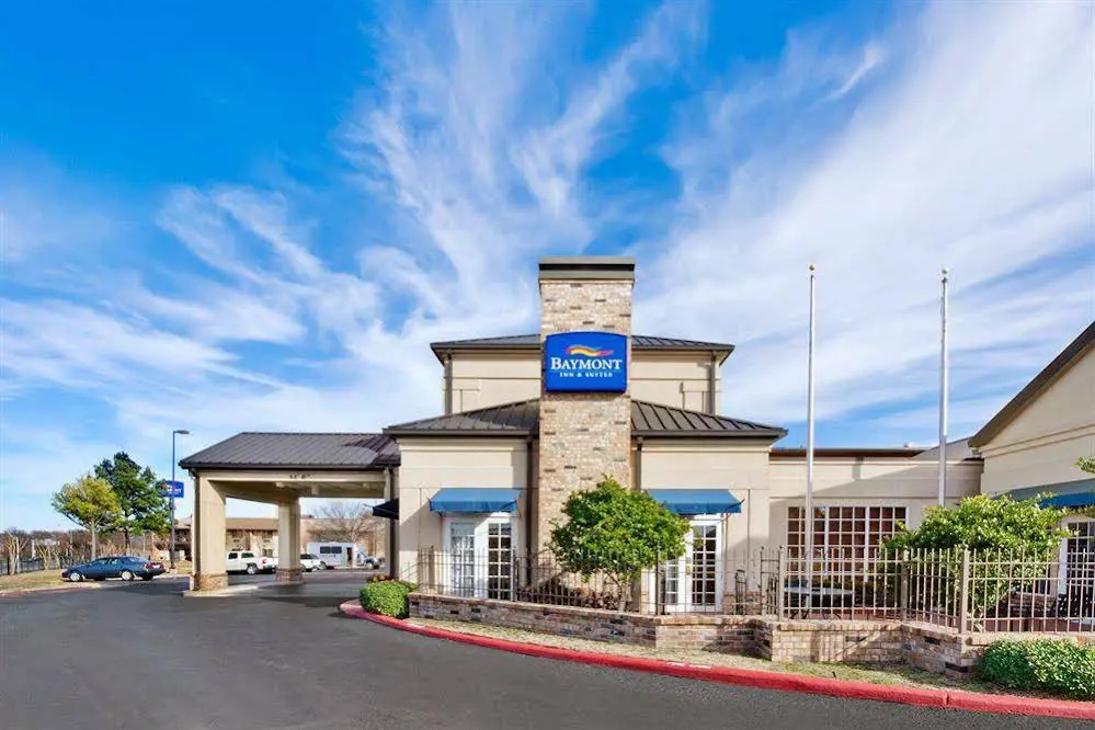 Baymont Inn and Suites Shreveport Airport