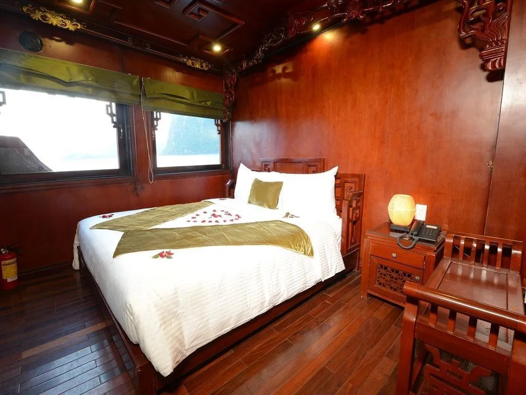Halong Royal Palace Cruise - Général
