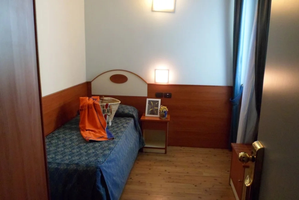 New Bristol Sport & Domus Mea Hotel - Chambres