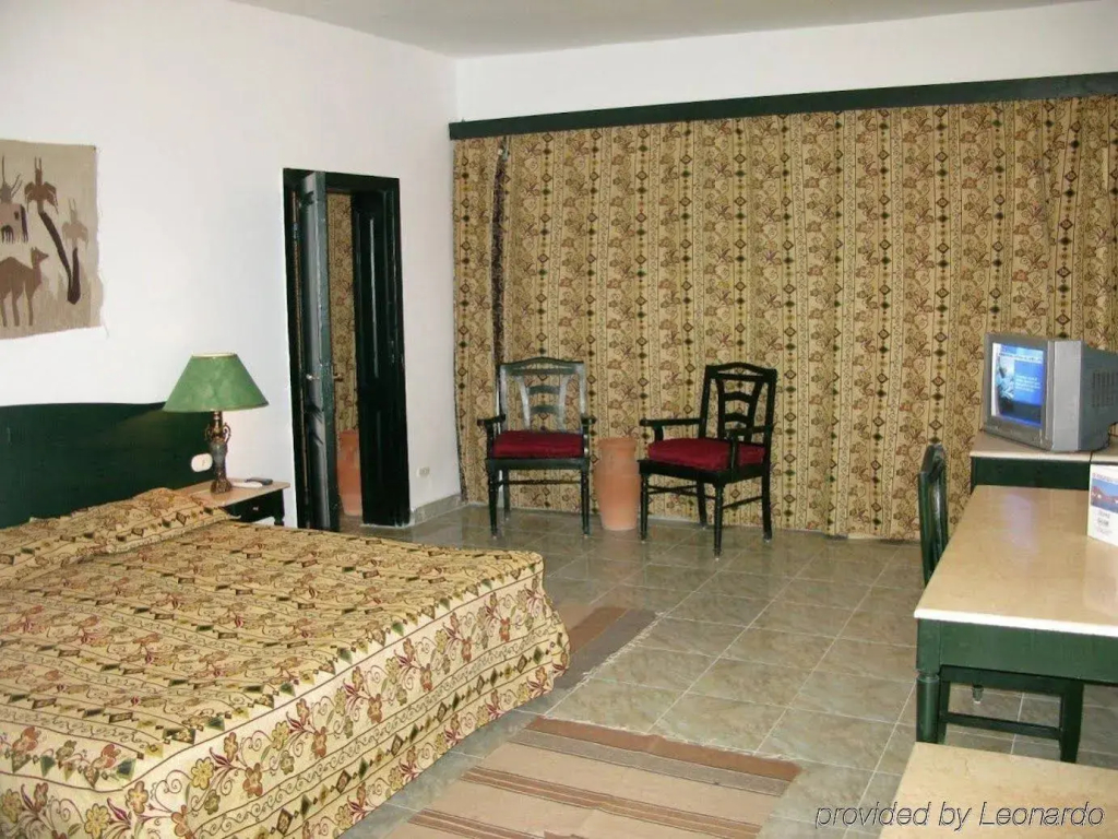 Swisscare Nuweiba Resort Hotel - фото 16