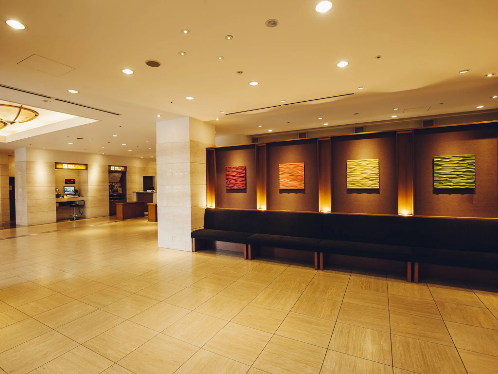 Lobby & Reception